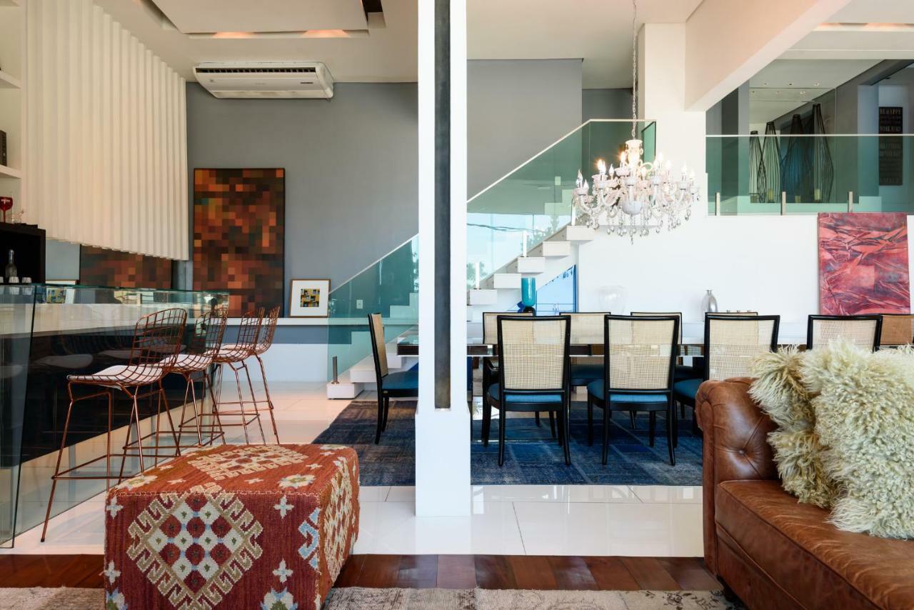 Villa De Luxo Com 6 Suites E Piscina No Joa